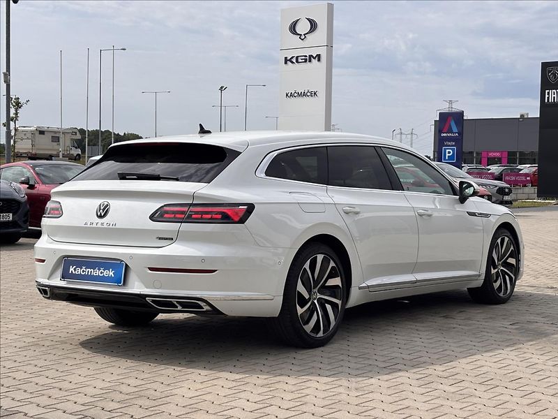 Volkswagen Arteon 2,0 TSI R-Line 206kW DSG - fotka 5 z 38