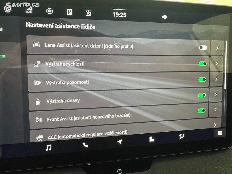 Škoda Superb (2025) SPORTLINE 2.0 TDI DSG 4x4 MAX - fotka 11 z 13