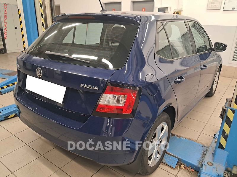 Škoda Fabia (2017) 1.0tsi, 2.maj,ČR, autoAC - fotka 2 z 3