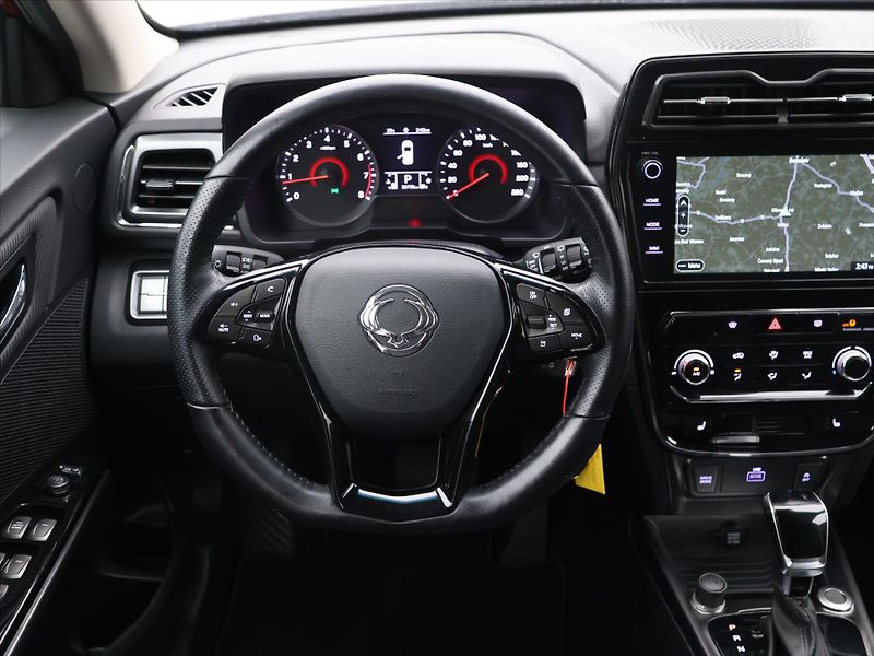 SsangYong Tivoli 1,5 T-GDI 120kW Grand Automat - fotka 19 z 33