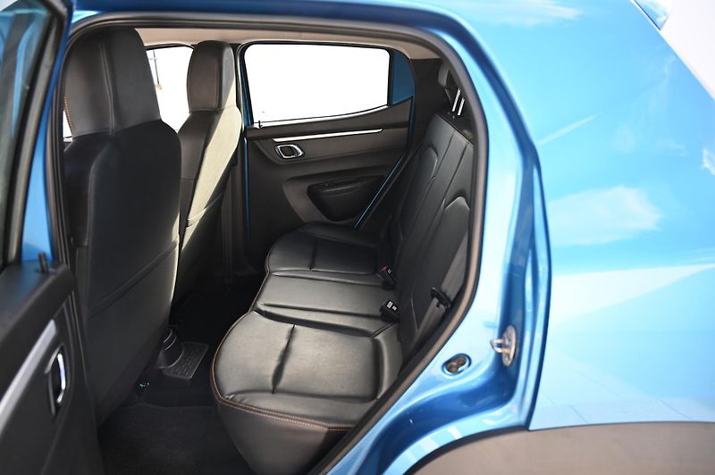 Dacia Spring Comfort Plus Electric 27kWh  - fotka 29 z 41