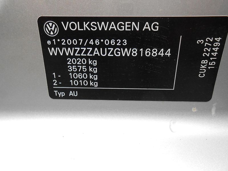 Volkswagen Golf GTE,PLUG-inHybrid,72TKm! - fotka 2 z 40