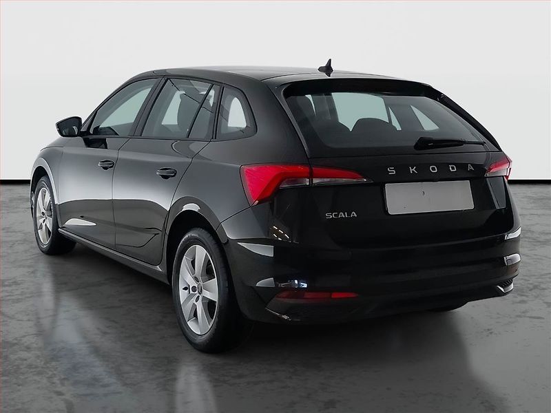 Škoda Scala (2025) Selection 1.0 TSI - fotka 4 z 17