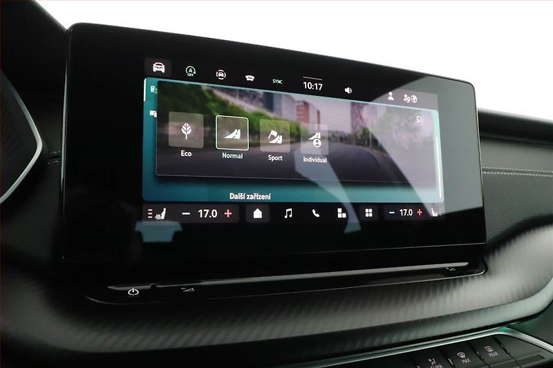 Škoda Octavia (2025) Sportline 1.5 eTSI mHEV - fotka 15 z 24