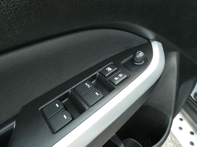 Suzuki Vitara 1,6 i 88kW AUTOMAT, serviska - fotka 33 z 45