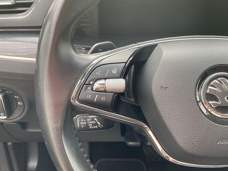 Škoda Superb (2022) Combi 2.0 TDI DSG Style - fotka 18 z 37