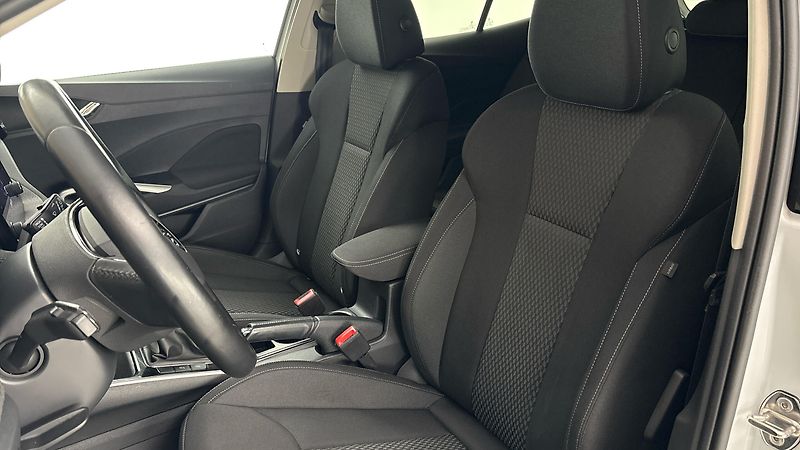 Škoda Fabia 1.0 TSI Style - fotka 15 z 23