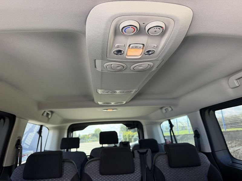 Toyota ProAce Verso 2,2D 132kW automat navi 8míst - fotka 20 z 22