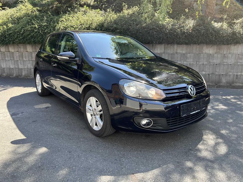 Volkswagen Golf 1.6 TDi NOVÁ STK PO ROZVODECH - fotka 8 z 10