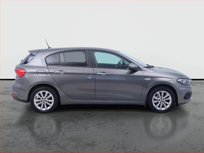 Fiat Tipo (2017) 1.4 16V, Serv.kniha, Navi - fotka 6 z 14