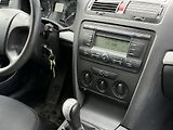 Škoda Octavia (2006) 1.9 TDi 77kw 4x4 kombi - náhled 14