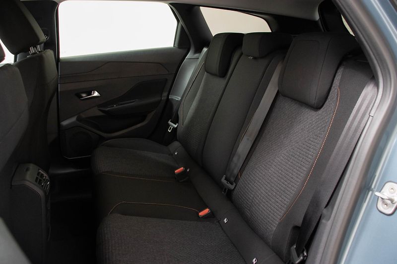 Peugeot 308 (2026) SW STYLE BlueHDi 130 EAT8 - fotka 8 z 15