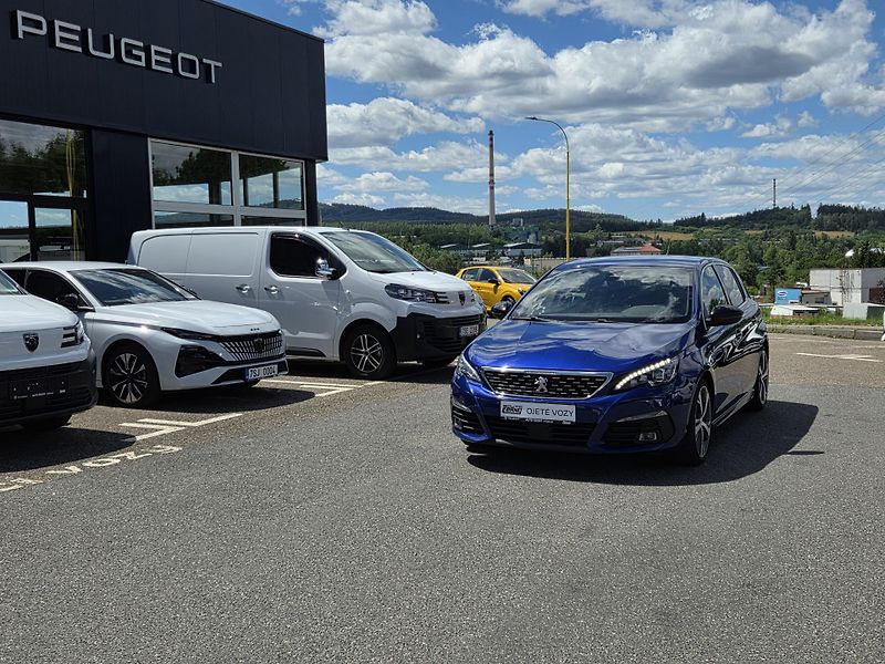 Peugeot 308 (2018) 2.0 BHDi 180 GT EAT8 - fotografie inzerátu