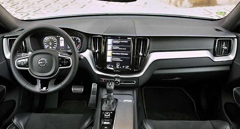 Volvo XC60.