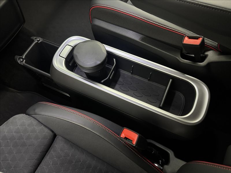 Volkswagen ID.Buzz 0,0 GTX IQLED ZÁRUKA 360° TZ - fotka 33 z 60