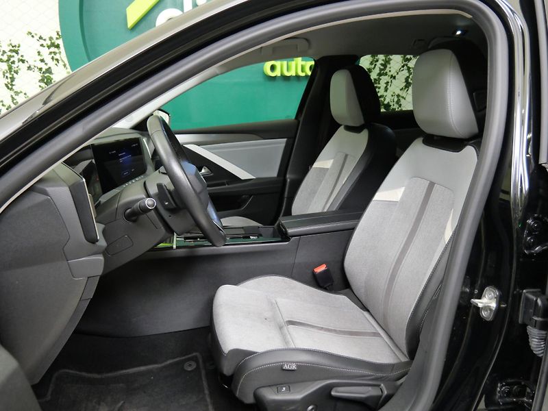 Opel Astra - fotka 11 z 27