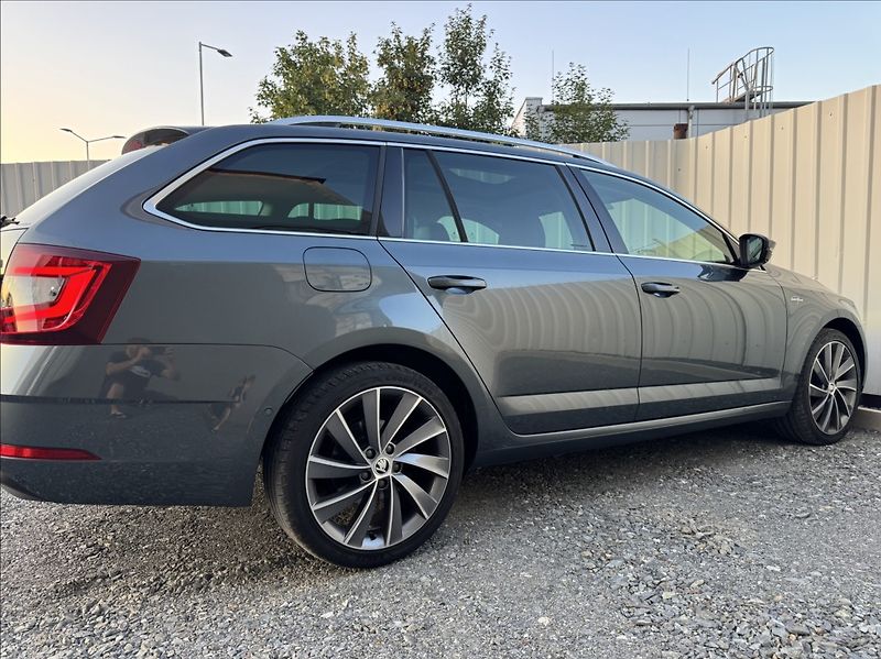 Škoda Octavia 2,0 TSI 140kW DSG L&K 4x4 DPH - fotka 17 z 50