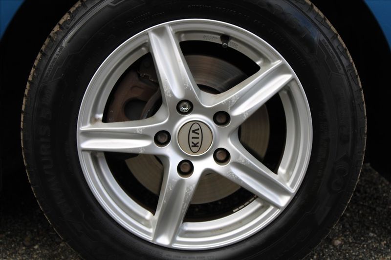 Kia Ceed 1,4 i  ČR,1.MAJITEL,SERVIS - fotka 23 z 28