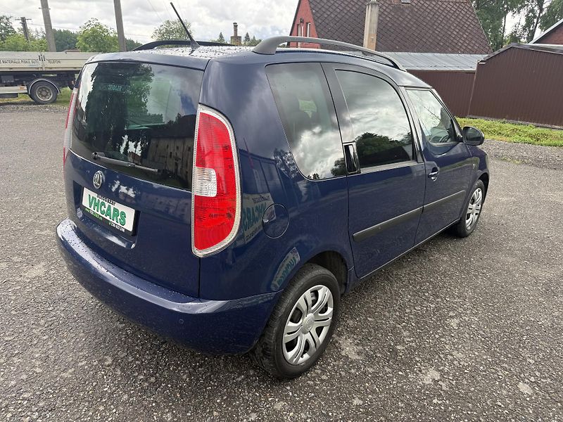 Škoda Roomster 1,2TSI AUT. KLIMATIZACE - fotka 4 z 21
