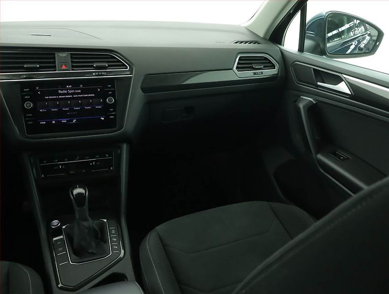 Volkswagen Tiguan (2022) Elegance 2.0 TDI - fotka 8 z 13