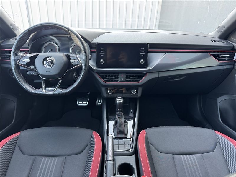 Škoda Scala 1,5 TSI MonteCarlo DPH 1maj ČR - fotka 26 z 50