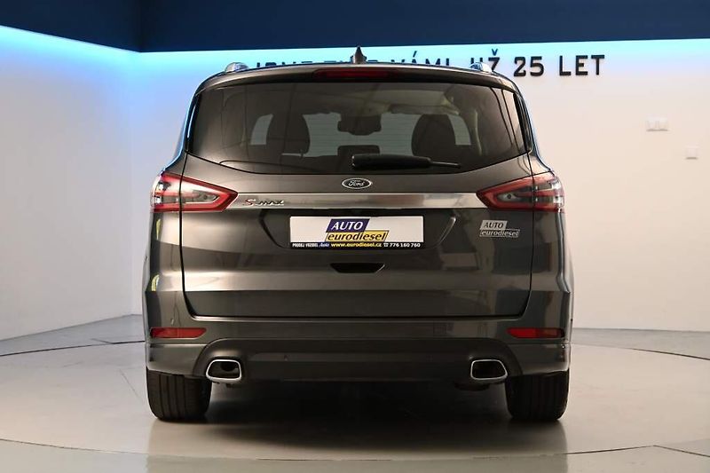 Ford S-MAX (2022) 2.0 140 KW LED ACC Tažné Kamer - fotka 6 z 36