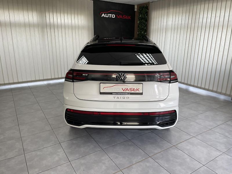Volkswagen Taigo 1.5 TSi R-Line  DSG ČR 1.MAJ  - fotka 10 z 30