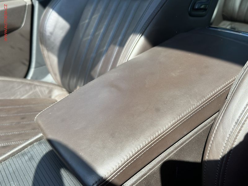 Škoda Superb (2015) 2.0 TDi 4x4, ČR, DSG, bixen - fotka 19 z 23