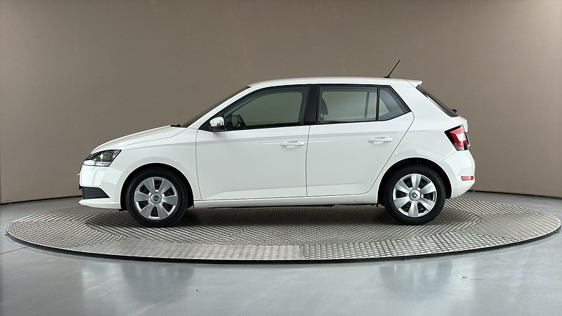 Škoda Fabia 1.0 TSI Active - fotka 4 z 23