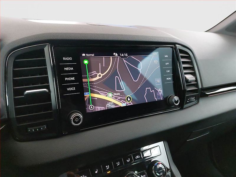 Škoda Karoq (2023) Sportline 1.5 TSI - fotka 19 z 21