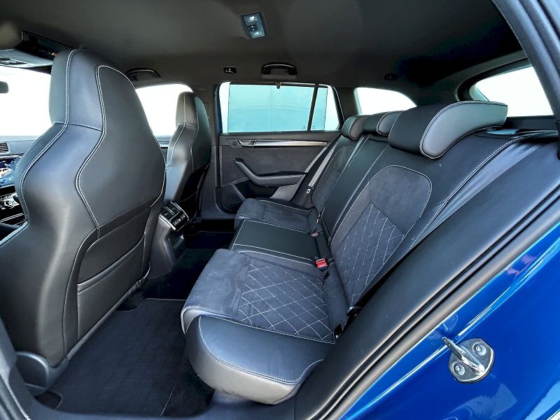Škoda Superb (2024) Combi 2.0 TDI 147kW 4x4 DSG Sp - fotka 29 z 35
