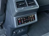 Audi e-tron 55 300kW NightV B&O HUD Tažné - náhled 17