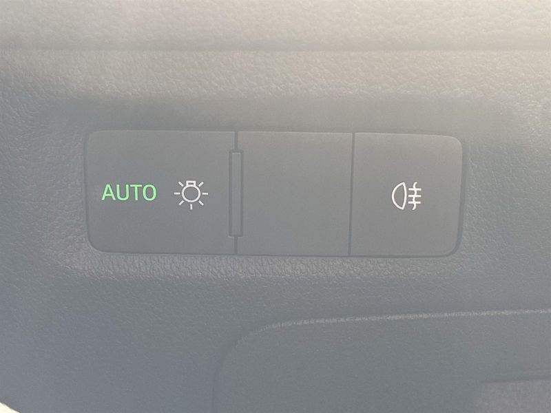 Škoda Octavia (2025) Combi 2.0 TDI DSG Top Selectio - fotka 15 z 31