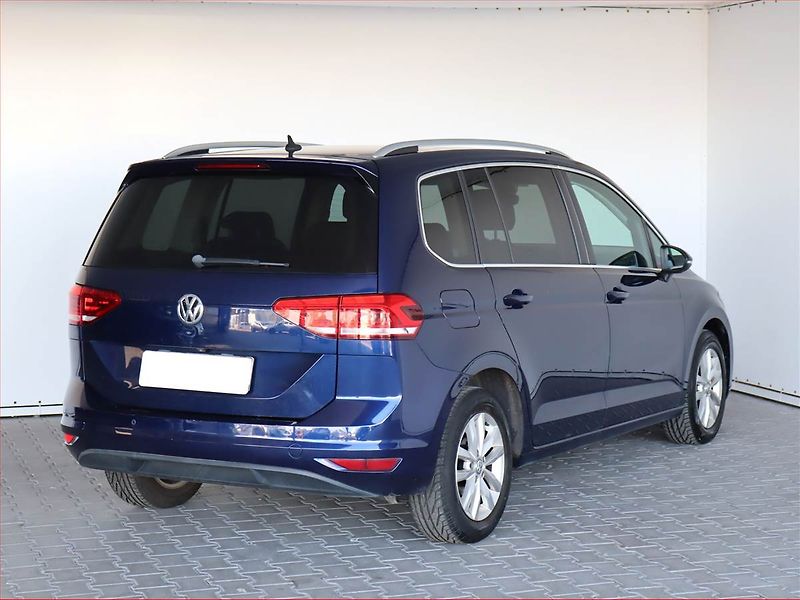 Volkswagen Touran (2018) 1.6 TDI, Automat, Serv.kniha - fotka 5 z 22