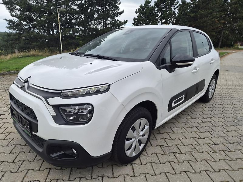 Citroën C3 (2022) 1,5 BlueHDI 100 S&S Shine - fotka 2 z 10
