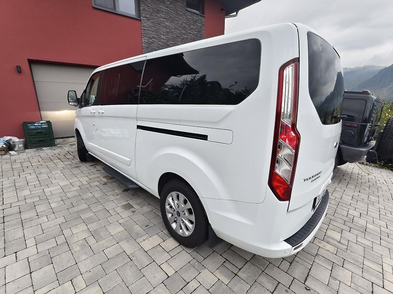 Ford Tourneo Custom (2019) 2.0 TDCi 9.místné, top stav. - fotka 4 z 19
