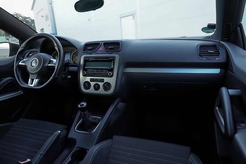 Volkswagen Scirocco 1.4 TSI 90kW - fotka 24 z 28
