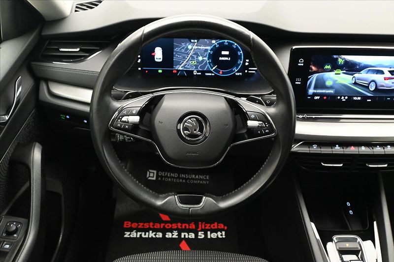 Škoda Octavia 2,0 TDI 110 kW DSG Ambition Zá - fotka 18 z 30