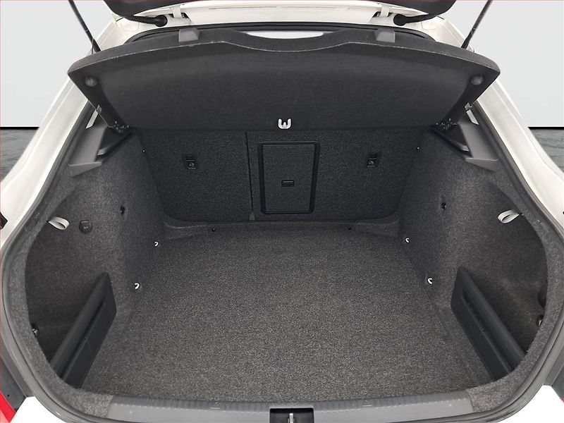 Škoda Octavia (2013) 1.6 TDI, Tempomat - fotka 13 z 17