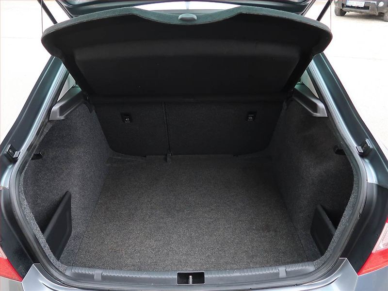Škoda Rapid (2013) Ambition 1.2 TSI, Serv.kniha - fotka 14 z 16