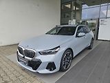BMW Řada 5 520d xDrive Touring M Sport - náhled 1