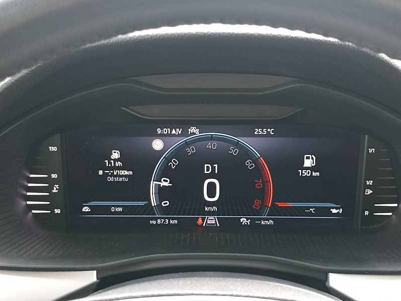 Škoda Kamiq (2023) 1.0 TSI 81kW DSG LED - fotka 15 z 31