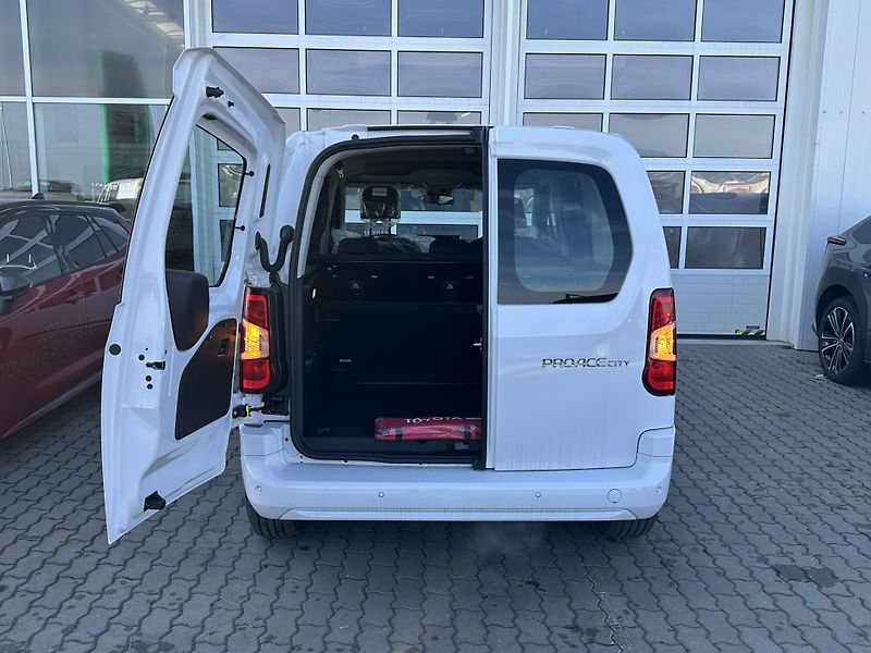 Toyota ProAce City Verso (2026) 1.5D - 6/MT - LONG BUSINESS - fotka 19 z 26