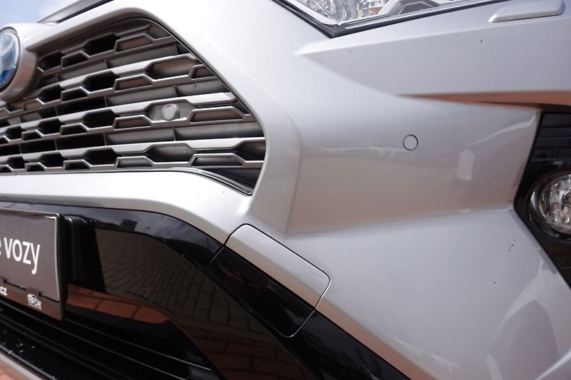 Toyota RAV4 2.5HSD 178 - 1 CVT (4x4) Selec - fotka 31 z 33