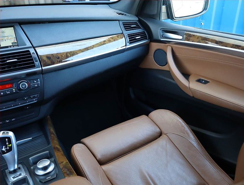 BMW X5 (2007) 3.0d, 4X4, Automat - fotka 8 z 23
