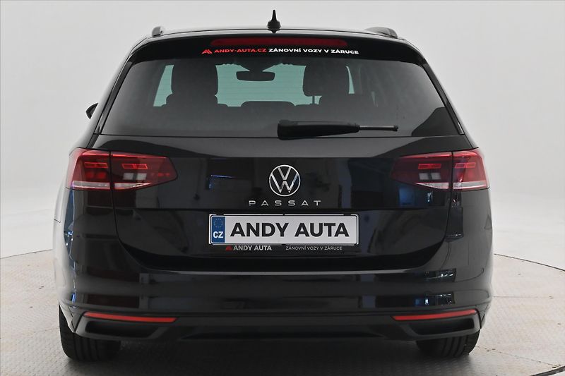 Volkswagen Passat 2,0 TDI 110kW DSG Business Zár - fotka 6 z 32