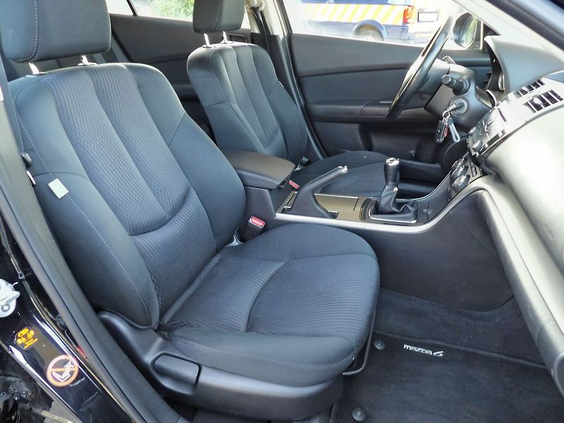 Mazda 6 1.8 MZR BOSE Tempomat Výhřev - fotka 18 z 28