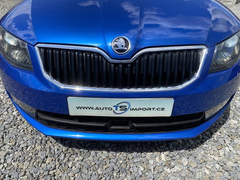 Škoda Octavia 2.0TDi L+K CZ WEBASTO 4x4 - fotka 72 z 165
