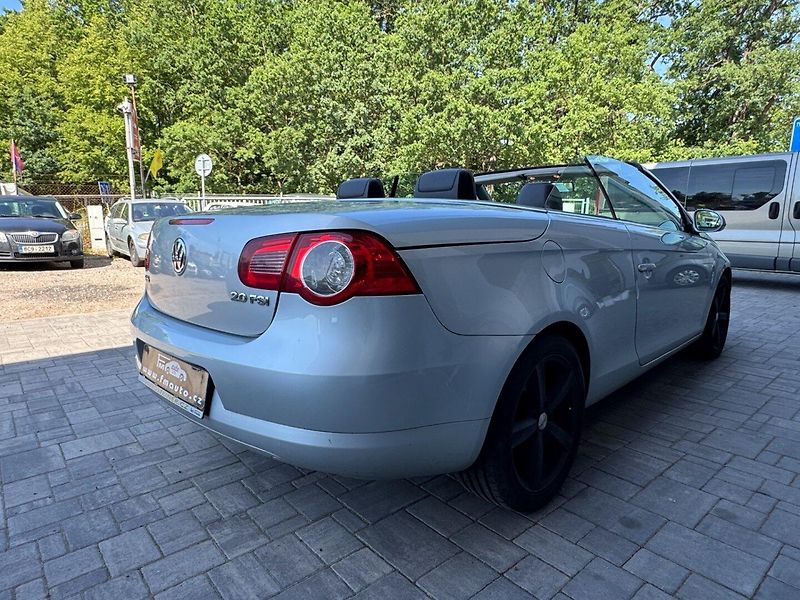 Volkswagen EOS (2006) 2.0 FSi - fotka 7 z 35