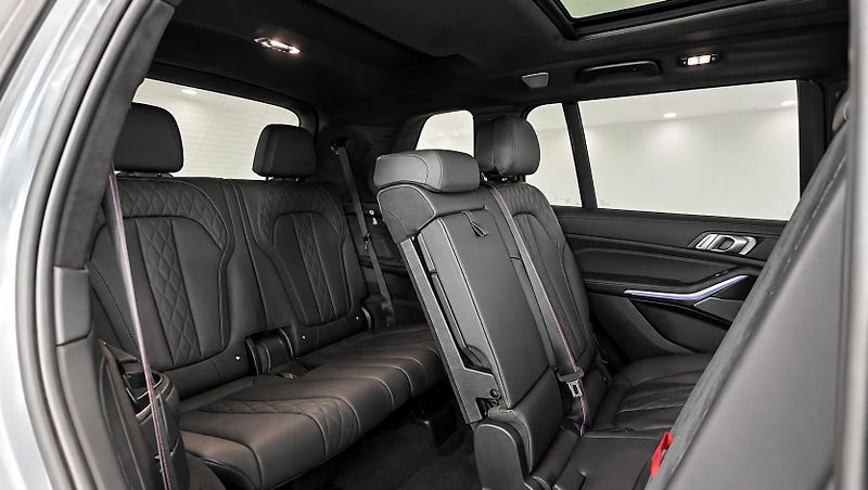 BMW X7 (2024) - fotka 12 z 33